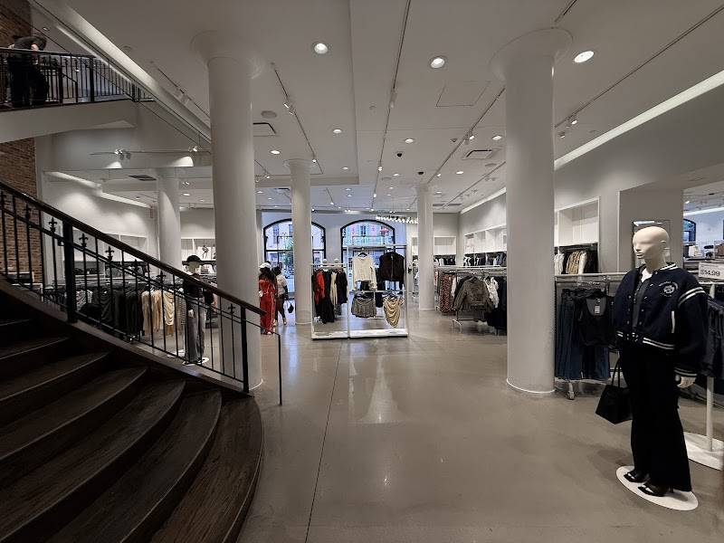 H&M